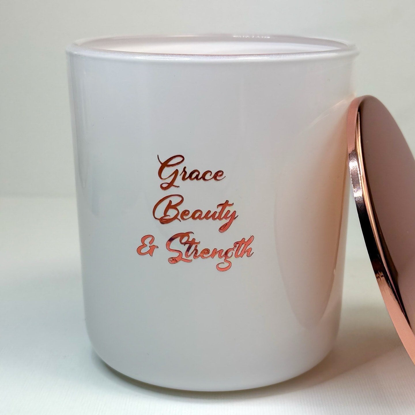 Isolara - 2 Wick Candle